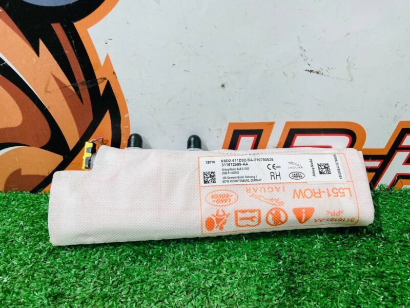 LR126311 Airbag right seat Range Rover Evoque New L551 (2019-) Used cost  € in stock 1 pcs.