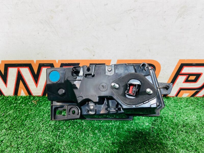 LR128384 Trunk lid light right Range Rover Evoque New L551 (2019-) Used cost 150 € in stock 1 pcs.