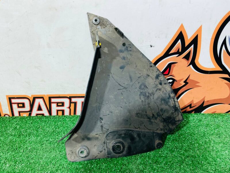 LR129403 Brake caliper cooling channel left Range Rover Evoque New L551 (2019-) used cost 47 € in stock 1 pcs.
