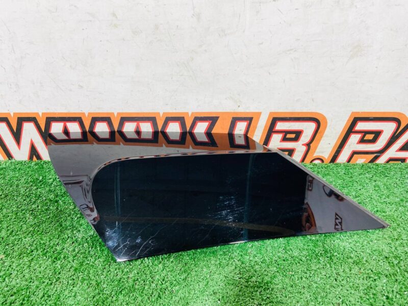 LR136541 Molding rear right pillar Range Rover Evoque New L551 (2019-) Used cost 60 € in stock 1 pcs.