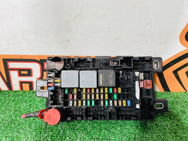 LR146458 Fuse box Range Rover Evoque New L551 (2019-) Used cost 110 € in stock 2 pcs.