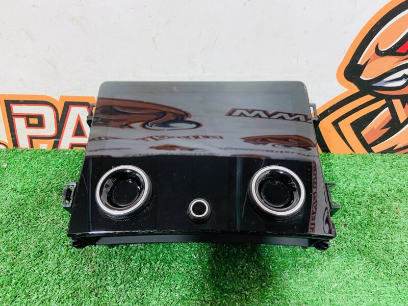 LR156766 Multimedia screen Range Rover Sport L494 (2014-2022) Used - Image 14
