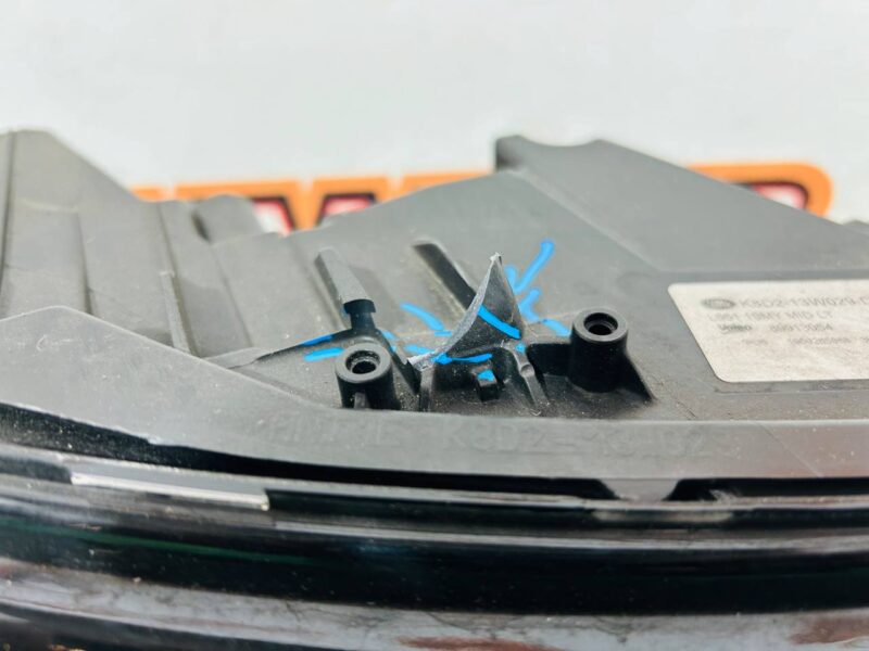 LR159606 Right LED headlight complete Range Rover Evoque New L551 (2019-) Used cost 1 000 € in stock 1 pcs.