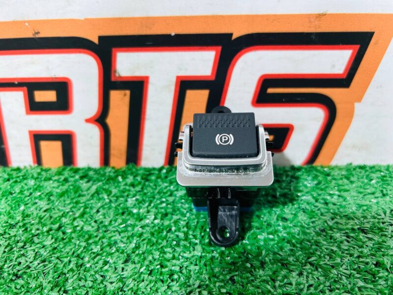 T2H39311 Used JAGUAR F-PACE Handbrake button cost 30 € in stock 1 pcs.
