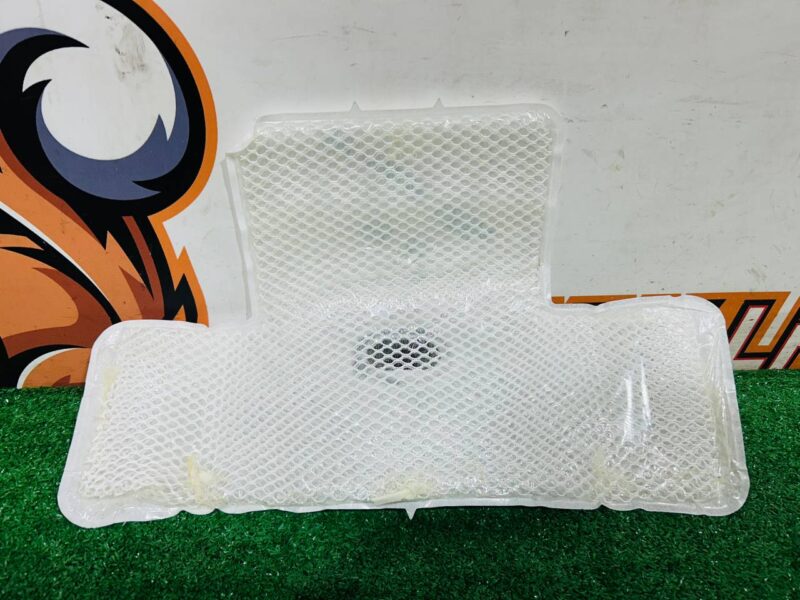 T2H42625 Air Conditioner Grille Front Seat Backrest Jaguar F-Pace X761 (2017-) Used cost  € in stock 2 pcs.