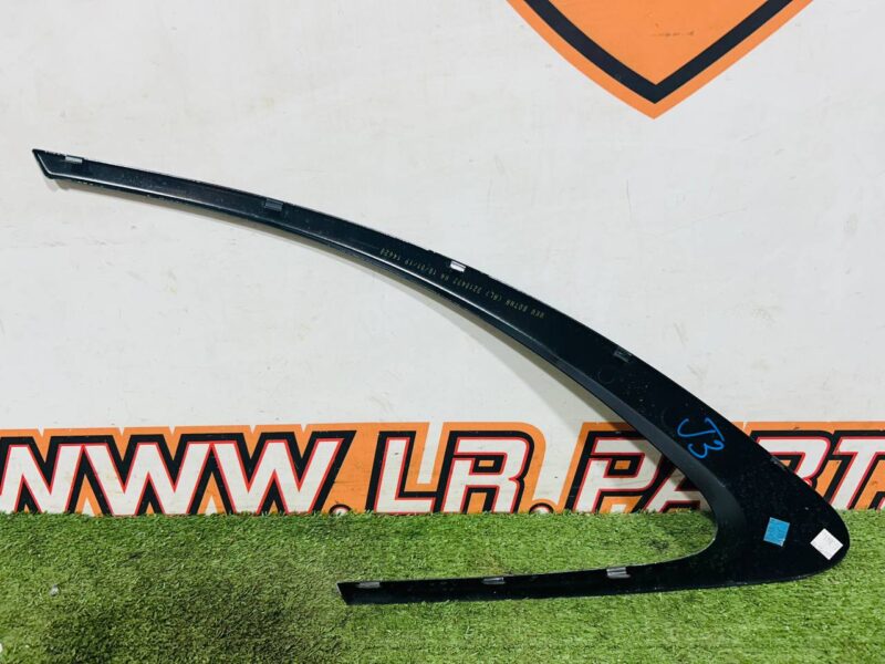 T4A13402.1 Rear window molding right Jaguar F-Pace X761 (2017-) Used cost  € in stock 3 pcs.