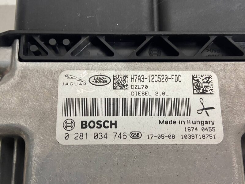 T4A17775 Engine Control Unit Jaguar F-Pace X761 (2017-) Used cost 250 € in stock 1 pcs.