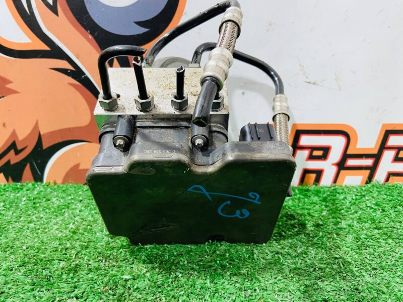 T4A31586 ABS unit Jaguar F-Pace X761 (2017-) USED cost  € in stock 1 pcs.