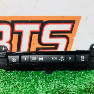 T4A32883 Switch block Jaguar F-Pace X761 (2017-) Used cost  € in stock 1 pcs.