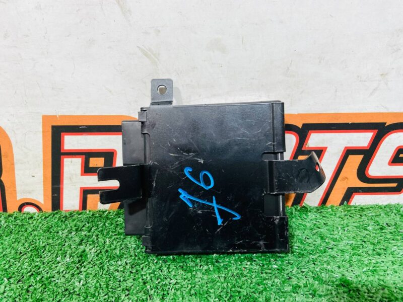 VPLGP0224 Range Rover Sport L494 (2014-2022) Footrest Control Unit Used cost 90 € in stock 1 pcs.
