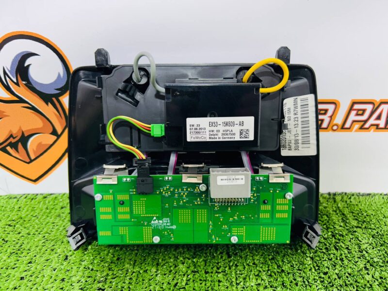 186020150-01 Interior lamp with sensor Jaguar F-Type X152 (2014-) Used cost  € in stock 1 pcs.