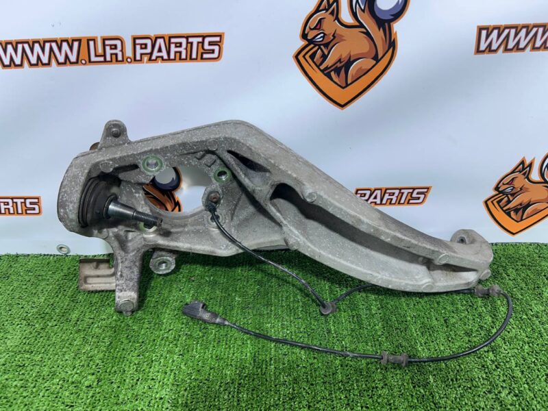 C2Z20170 Front steering knuckle right Jaguar F-Type X152 (2014-) Used cost  € in stock 1 pcs.
