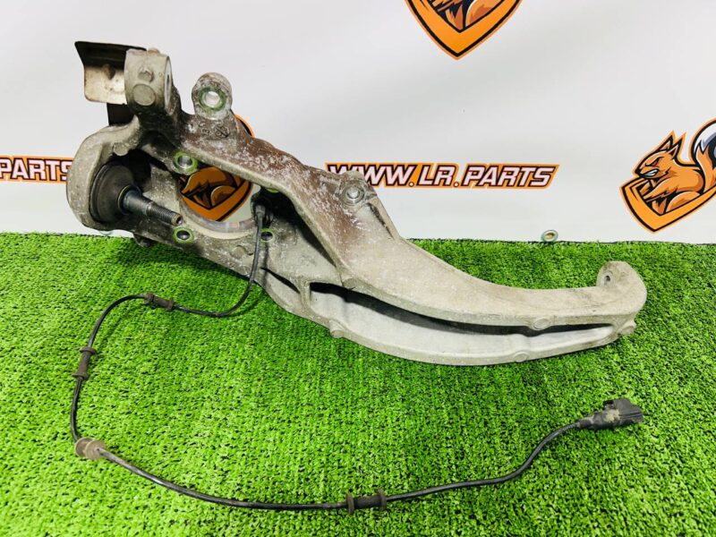 C2Z20172 Front left steering knuckle Jaguar F-Type X152 (2014-) Used cost 430 € in stock 1 pcs.