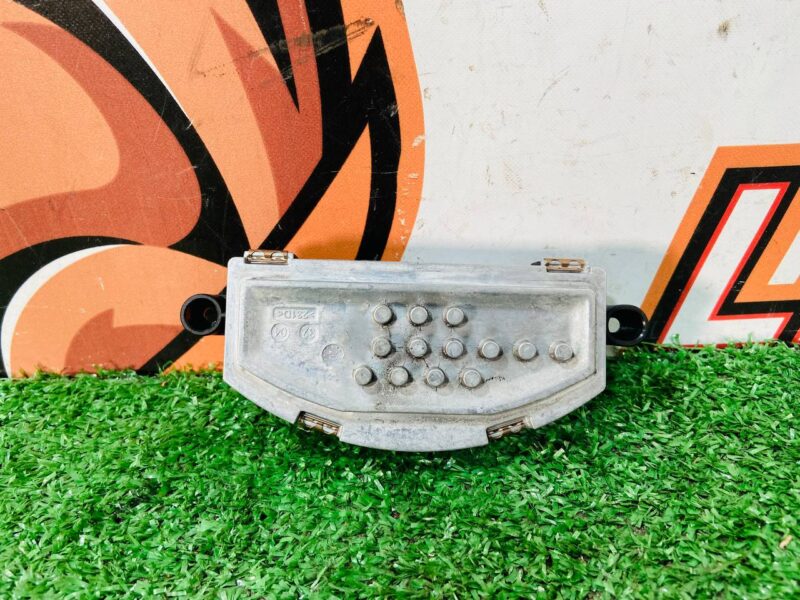 HS971001 Heater resistor Range Rover Evoque New L551 (2019-) Used cost  € in stock 2 pcs.