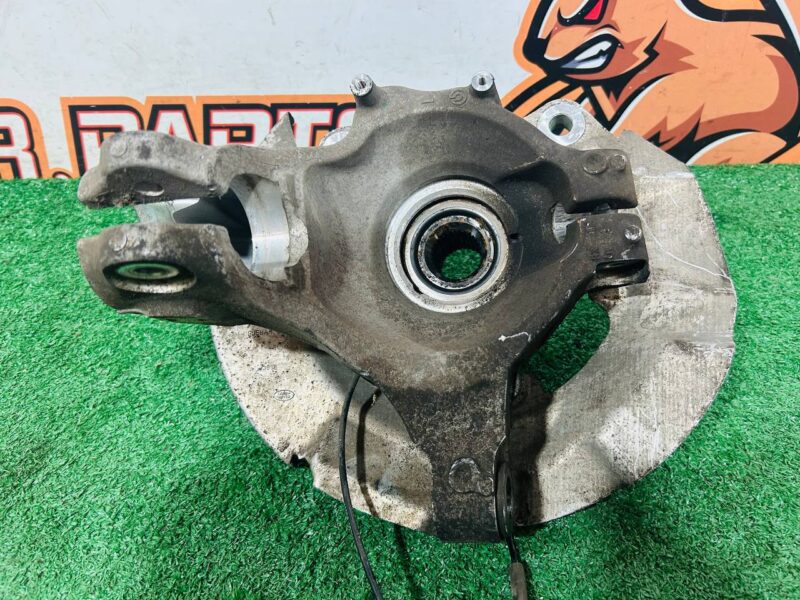 J9C26518 Steering knuckle (pin) front left Jaguar E-Pace X540 (2017-) Used cost  € in stock 1 pcs.