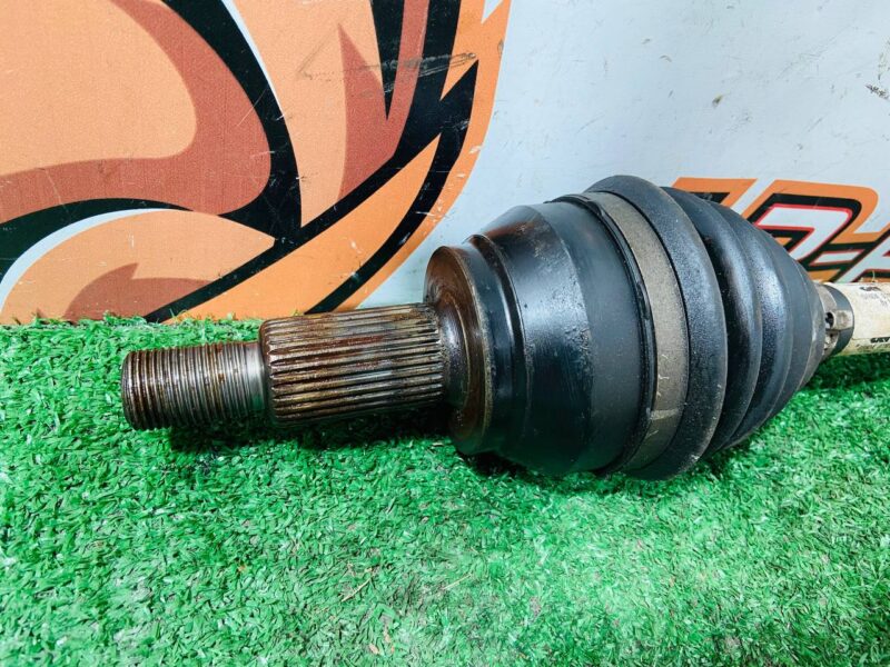 LR024758 Drive (axle shaft) front left 2.2L CRDI 6-speed automatic transmission AWF21 Range Rover Evoque L538 (2012-2018) used cost 270 € in stock 1 pcs.