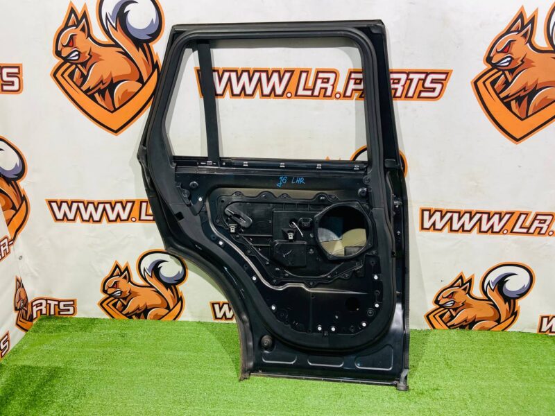 LR036403 door rear left Range Rover L405 Used - Image 23