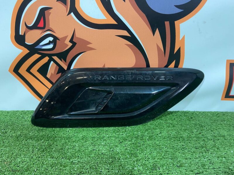LR060308 Hood deflector right Range Rover Sport L494 (2014-2022) used cost 50 € in stock 3 pcs.