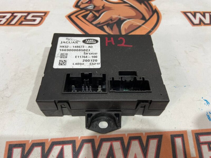 LR086032 Trunk lid control unit Range Rover L405 (2013-2021) used cost 75 € in stock 1 pcs.