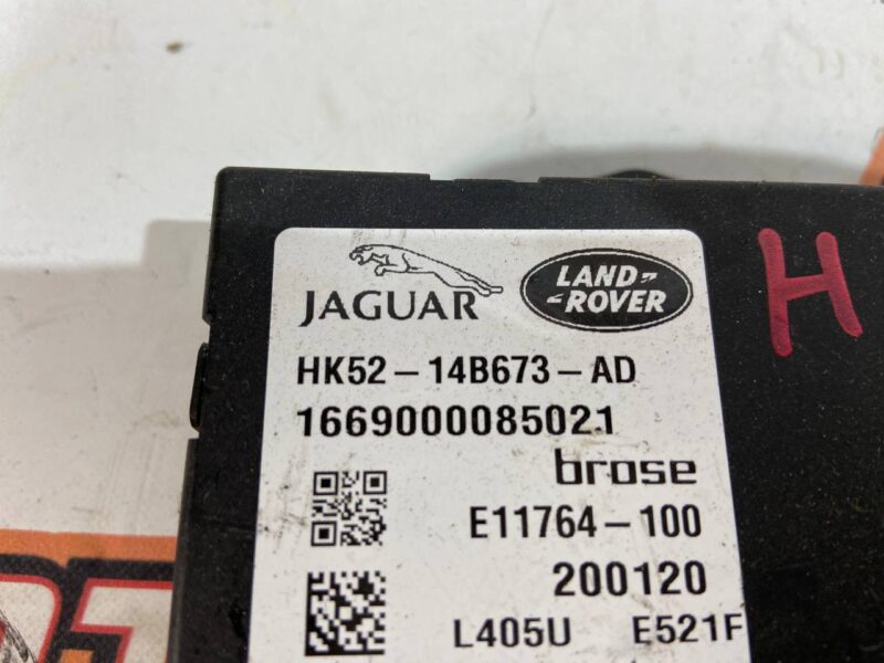 LR086032 Trunk lid control unit Range Rover L405 (2013-2021) used cost 75 € in stock 1 pcs.