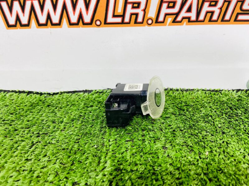 LR093160 Right side mirror light Range Rover Velar L560 (2018-) Used cost  € in stock 1 pcs.