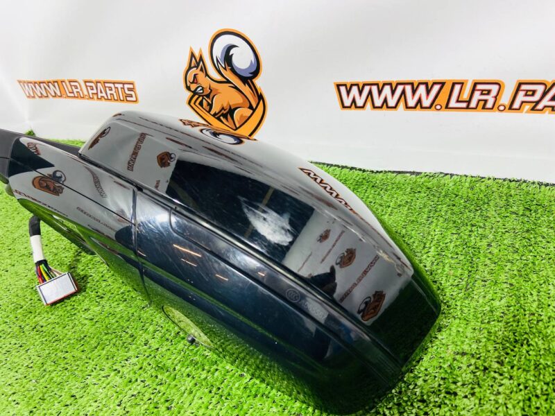 LR093165 Left exterior mirror complete Range Rover Velar L560 (2018-) Used cost 450 € in stock 3 pcs.