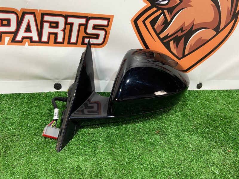 LR093165 Left exterior mirror complete Range Rover Velar L560 (2018-) Used cost 450 € in stock 3 pcs.