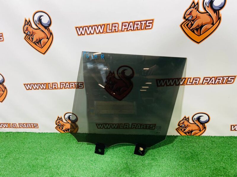 LR098191 Rear left door glass Range Rover L405 (2013-2021) used cost  € in stock 3 pcs.