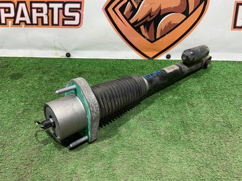 LR098795 Rear left shock absorber Range Rover L405 (2013-2021) used cost 220 € in stock 2 pcs.