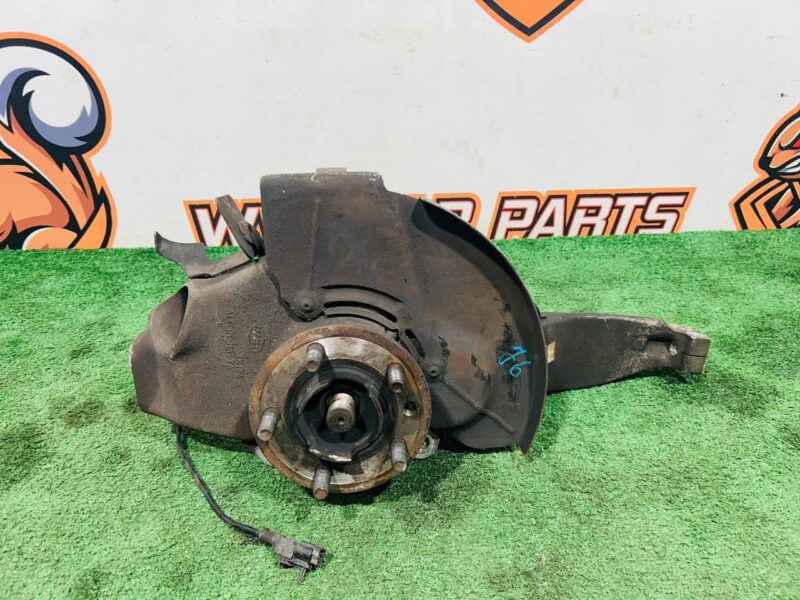 LR099019 Left steering knuckle Range Rover L405 (2013-2021) Used cost 490 € in stock 2 pcs.