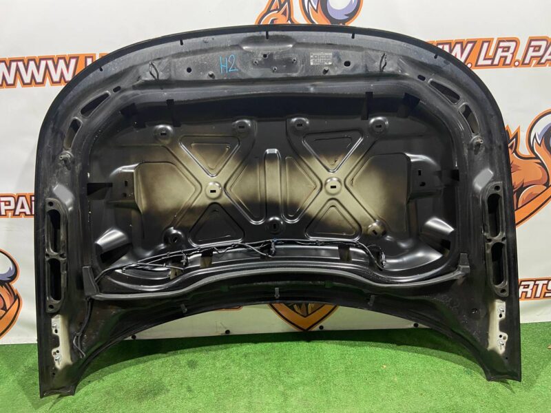LR100514 Hood Range Rover L405 (2013-2021) used cost 1 900 € in stock 1 pcs.