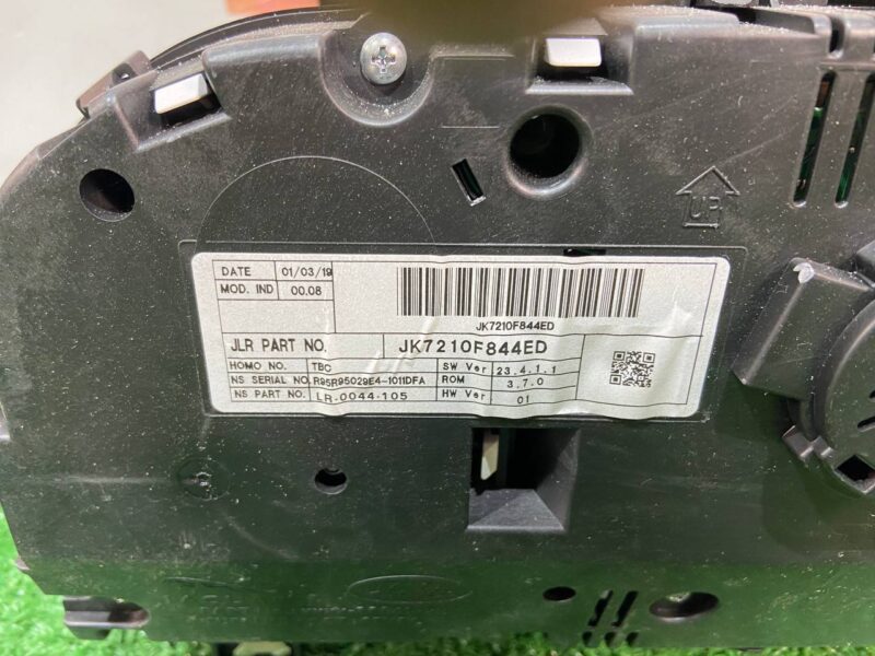 LR108894 Instrument panel Land Rover Discovery Sport L550 (2015-) Used cost 100 € in stock 1 pcs.