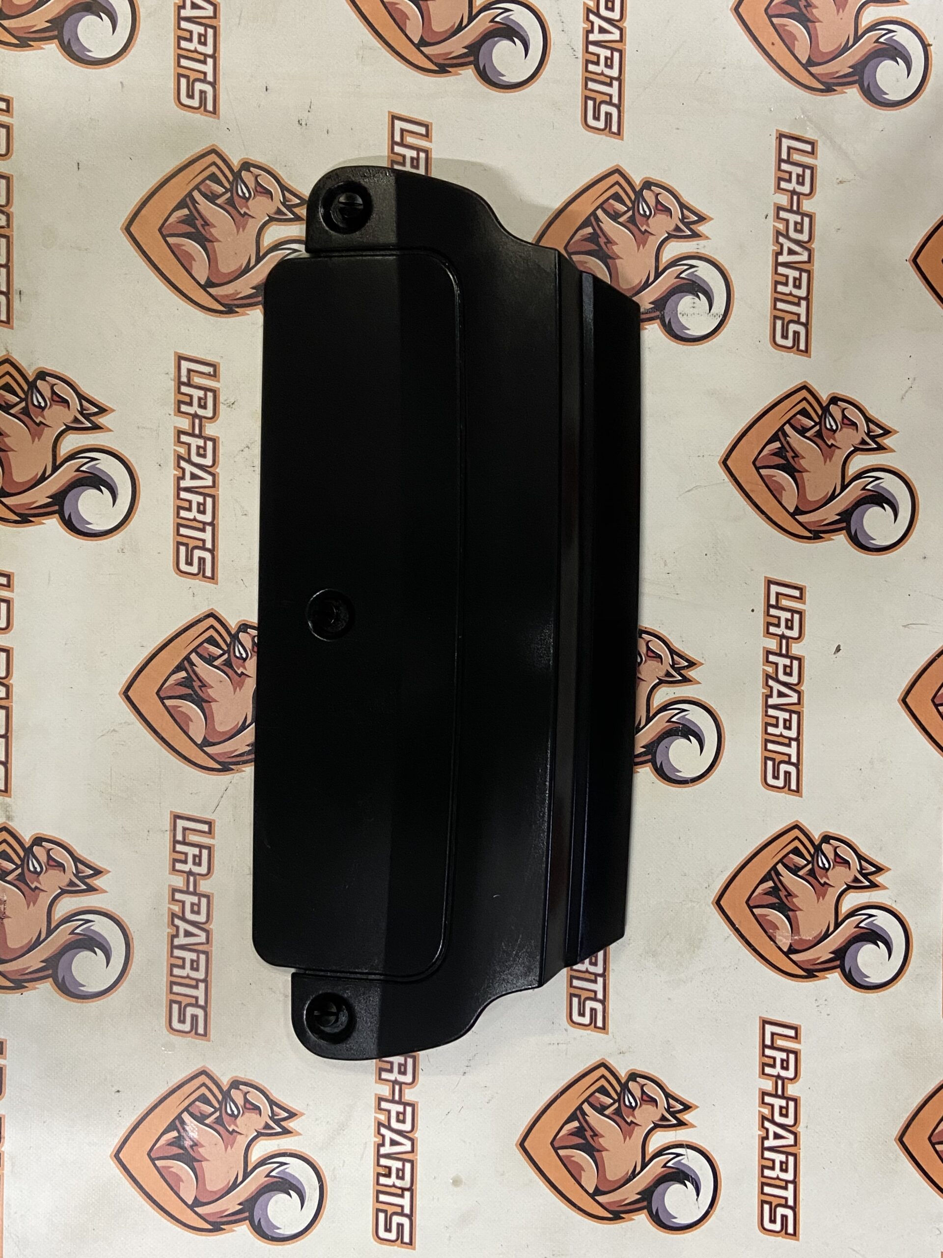 LR108920 Rear Bumper Cover Range Rover L405 (2013-2021) Used - Image 15
