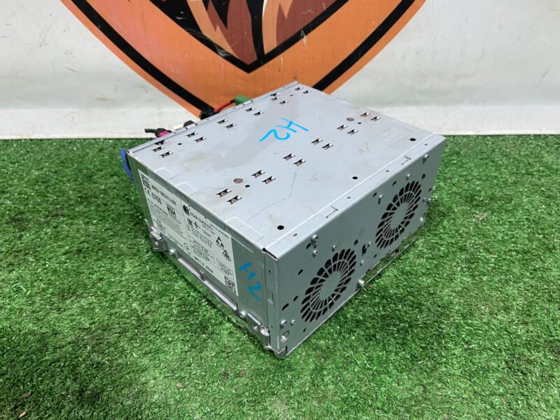 LR110220 Multimedia control unit Range Rover L405 (2013-2021) used cost 600 € in stock 3 pcs.