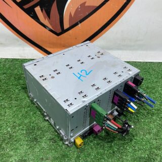 LR110220 Multimedia control unit Range Rover L405 (2013-2021) used cost 600 € in stock 3 pcs.