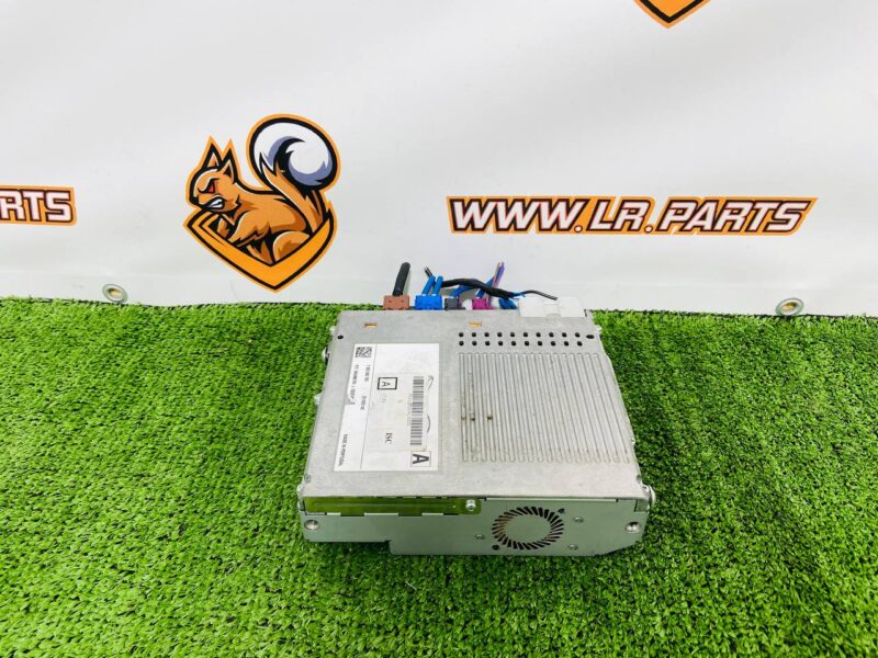 LR110992 Range Rover L405 (2013-2021) Infotainment Control Unit Used cost 500 € in stock 1 pcs.