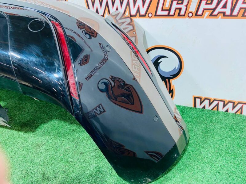 LR112604 Rear bumper complete Range Rover Velar L560 (2018-) Used - Image 32