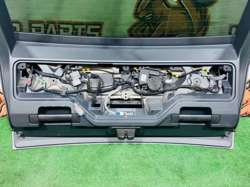 LR181165 Boot lid Range Rover Sport L494 (2014-2022) Used - Image 31