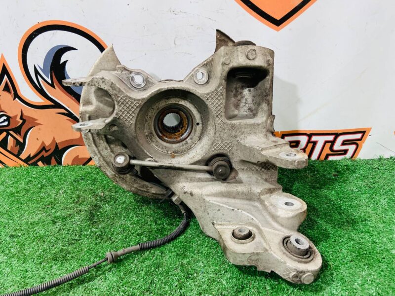 LR114257 Rear right knuckle Range Rover Evoque New L551 (2019-) Used cost 280 € in stock 2 pcs.