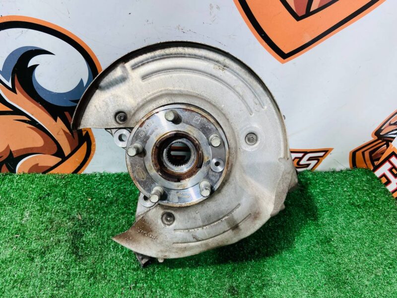 LR114257 Rear right knuckle Range Rover Evoque New L551 (2019-) Used cost 280 € in stock 2 pcs.
