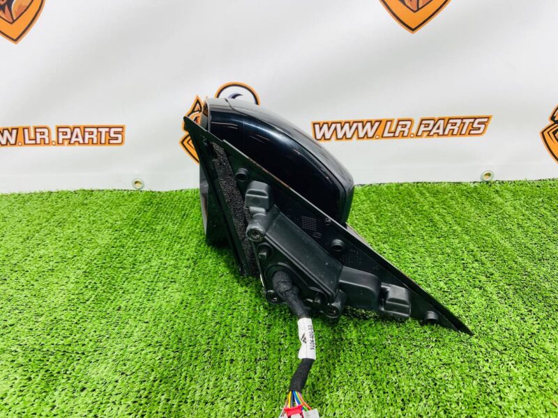 LR125351 Outside mirror left Range Rover Evoque New L551 (2019-) Used cost 250 € in stock 1 pcs.