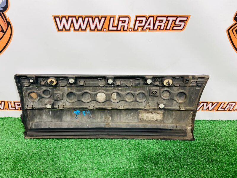 LR125982 Door trim rear right Range Rover L405 (2013-2021) Used - Image 30
