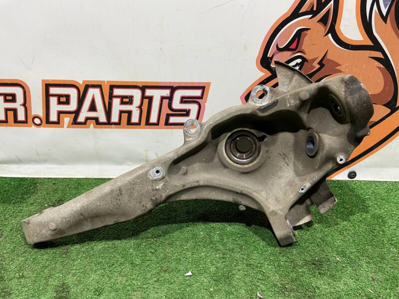 LR133543 Steering knuckle (pin) front right Range Rover L405 (2013-2021) used cost 500 € in stock 1 pcs.