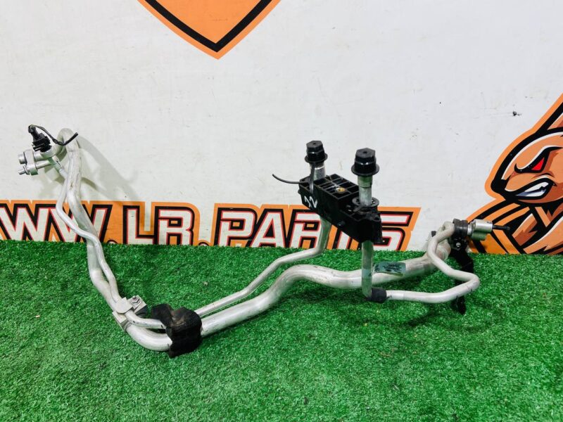LR135660 Air Conditioning Pipe Land Rover Discovery Sport L550 (2015-) Used cost 110 € in stock 3 pcs.