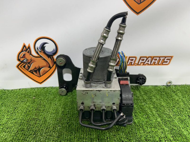 LR143166 ABS unit Land Rover Discovery 5 L462 (2017-) USED - Image 25