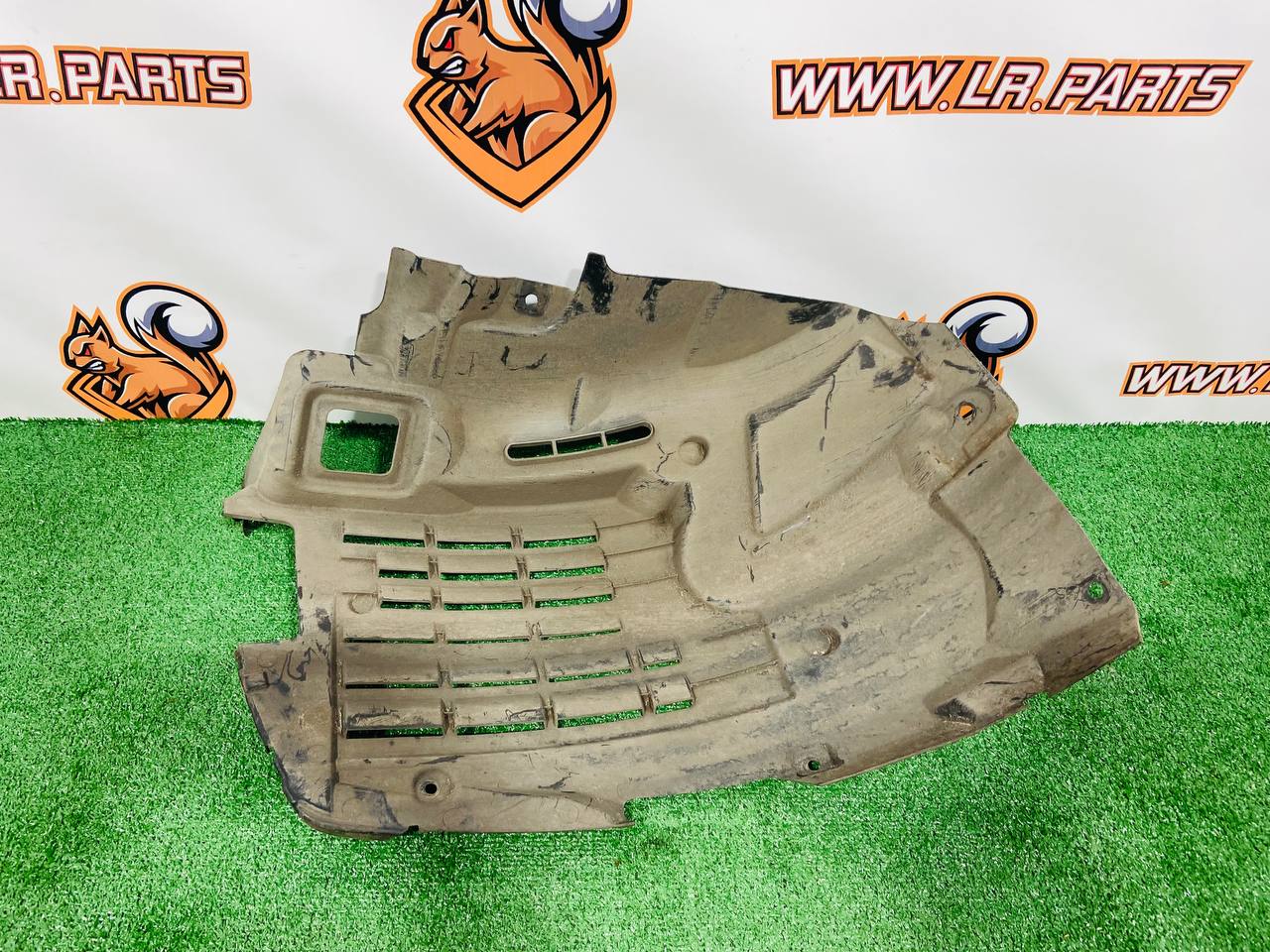 LR146222 Front right fender liner (front part) 2018 - Range Rover Sport L494 (2014-2022) Used - Image 24