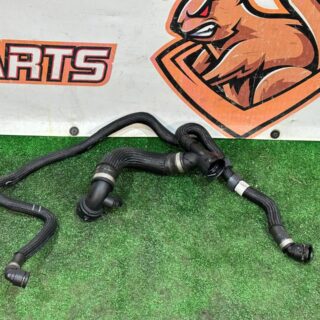 LR148840 Radiator hose Range Rover Evoque New L551 (2019-) used cost  € in stock 1 pcs.