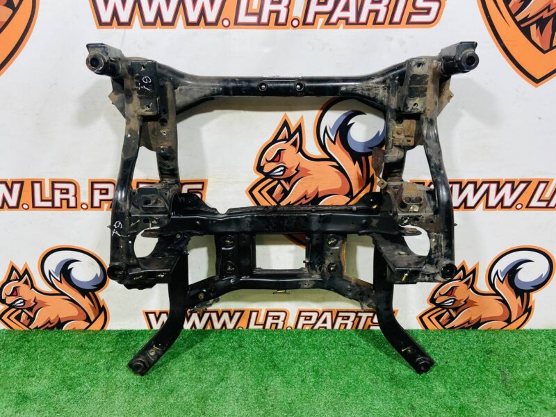 LR152444 Front suspension beam REST Range Rover Velar L560 (2018-) Used cost  € in stock 1 pcs.