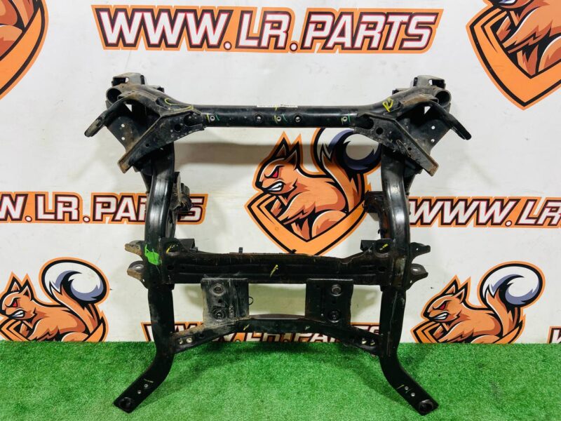 LR152444 Front suspension beam REST Range Rover Velar L560 (2018-) Used cost  € in stock 1 pcs.