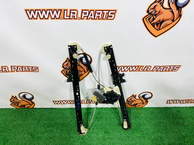 LR153962 Window lifter rear left electric.  Range Rover L405 (2013-2021) Used cost 150 € in stock 4 pcs.